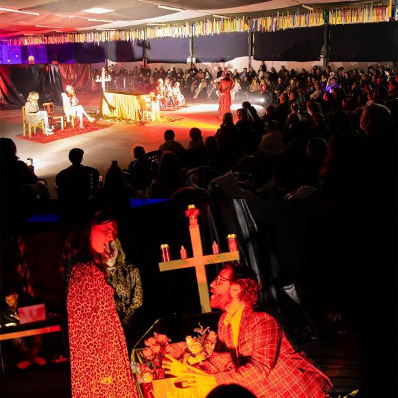 Foi uma noite de arrepiar