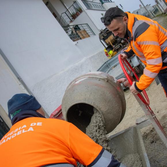Um pequeno degrau, uma grande diferen&ccedil;a no caminho de quem ali passa