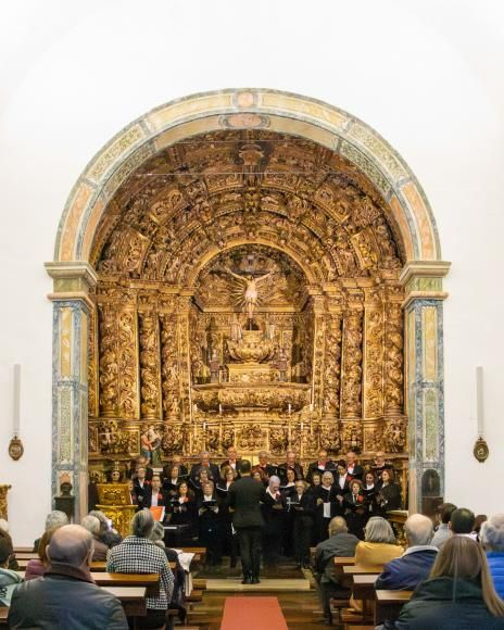 Coro da Cruz Vermelha encantou Mirandela com concerto solid&aacute;rio