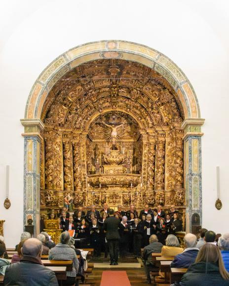 Coro da Cruz Vermelha encantou Mirandela com concerto solid&aacute;rio
